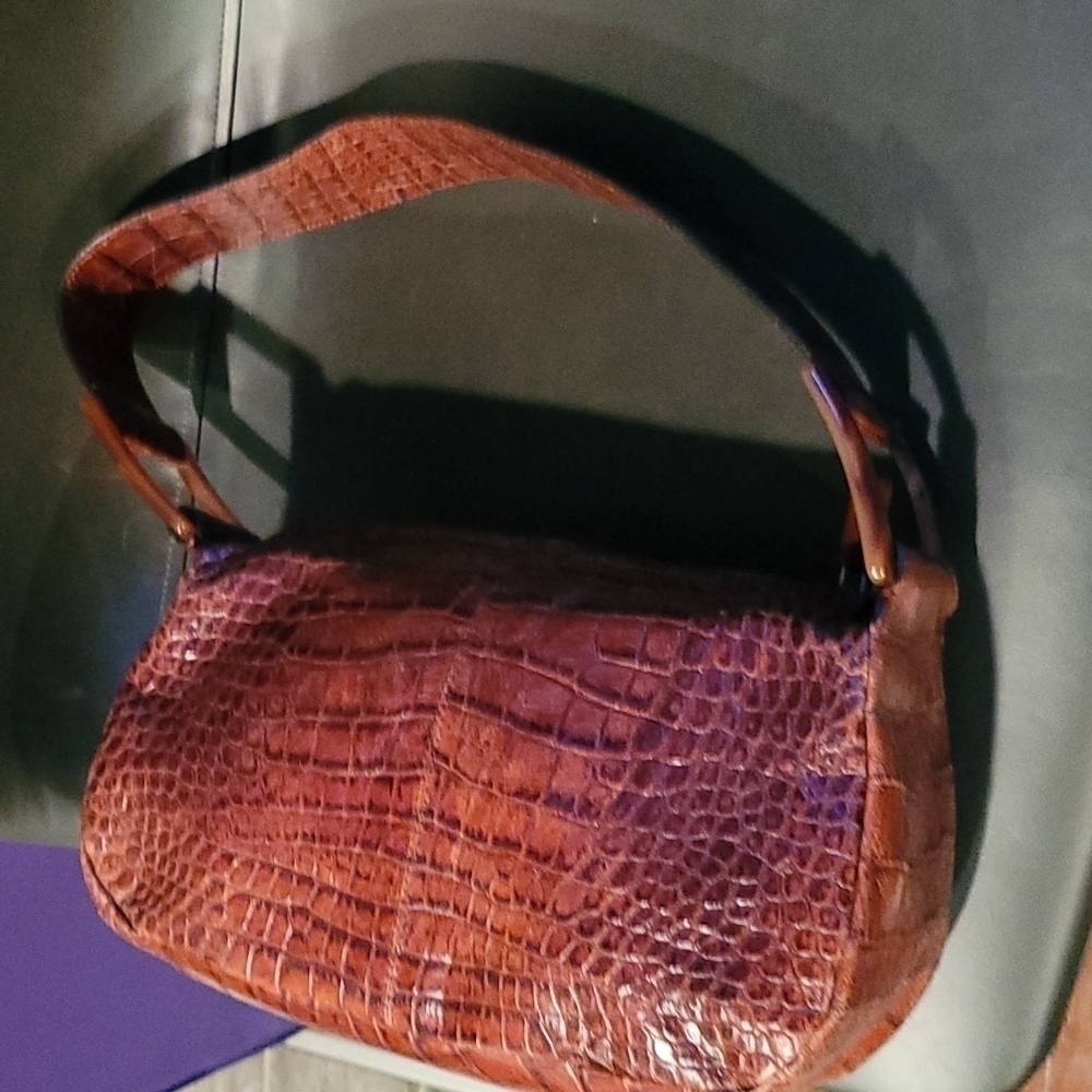 ADRIENNE Vittadini Bag - Picture 8 of 14